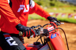 76238_25YM_CRF250RWE_Location_01771_ORIGINAL