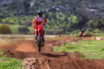 76241_25YM_CRF250RWE_Location_04200_ORIGINAL