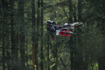 46458_19_CRF450R_Action_M__2991_ORIGINAL