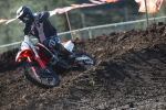 46459_19_CRF450R_Action_S1A0305_ORIGINAL