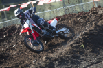 46460_19_CRF450R_Action_S1A0233_ORIGINAL