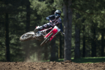 46462_19_CRF450R_Action_S1A0554_ORIGINAL