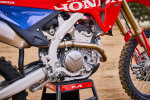 27YM_CRF250RWE_Location_Detail_Extreme-Red_01759