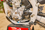 27YM_CRF250R_Location_Detail_Extreme-Red_00849